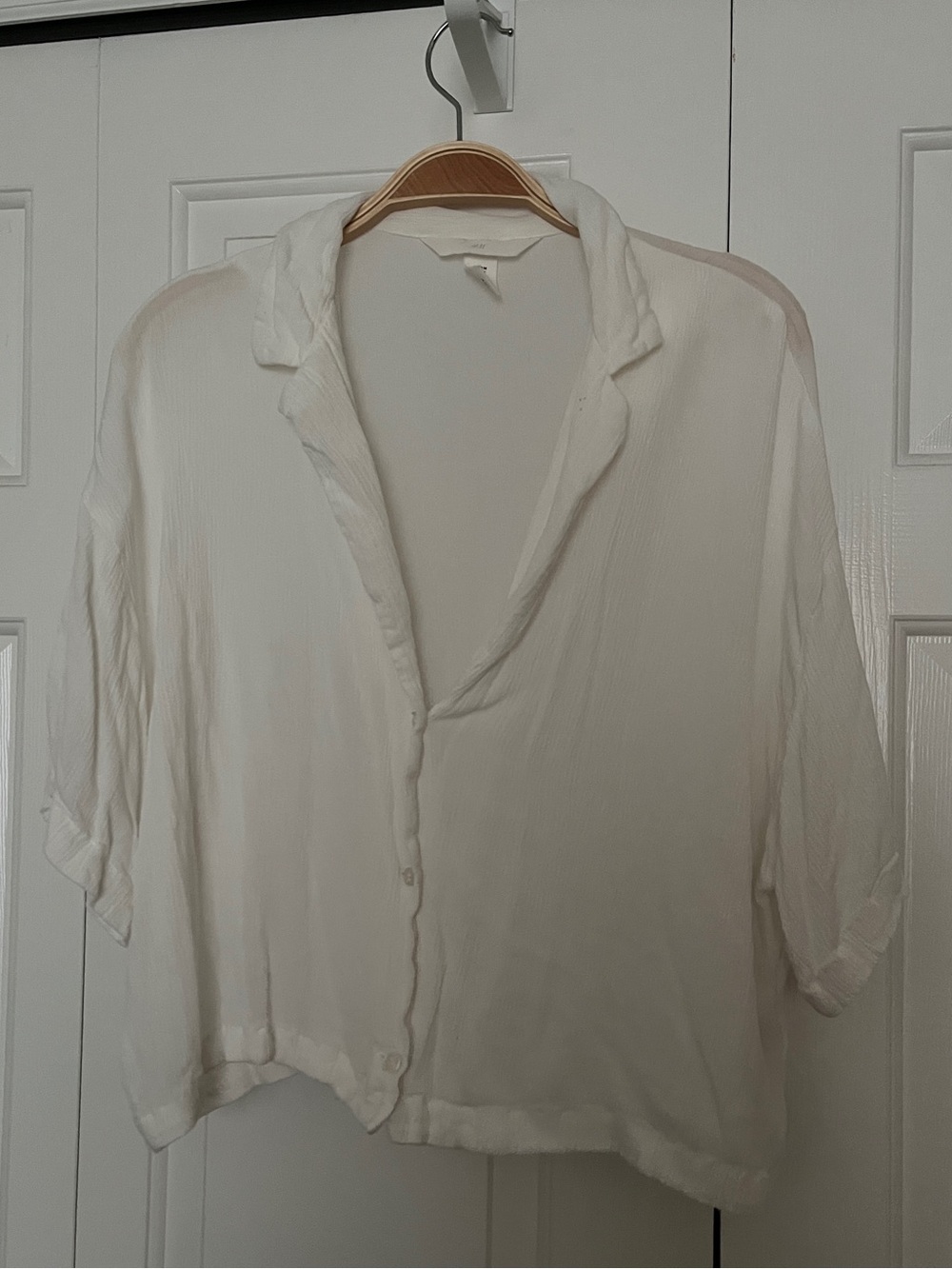 H&M Cream Button-Front Relaxed Collar Shirt